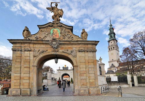 Black Madonna and Monastery in Czestochowa | KRAKOW PRIVATE TOURS-3