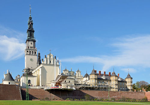 Black Madonna and Monastery in Czestochowa | KRAKOW PRIVATE TOURS-4